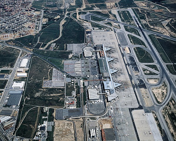 Vista aérea de Sant Cosme y de parte del aeropuerto
